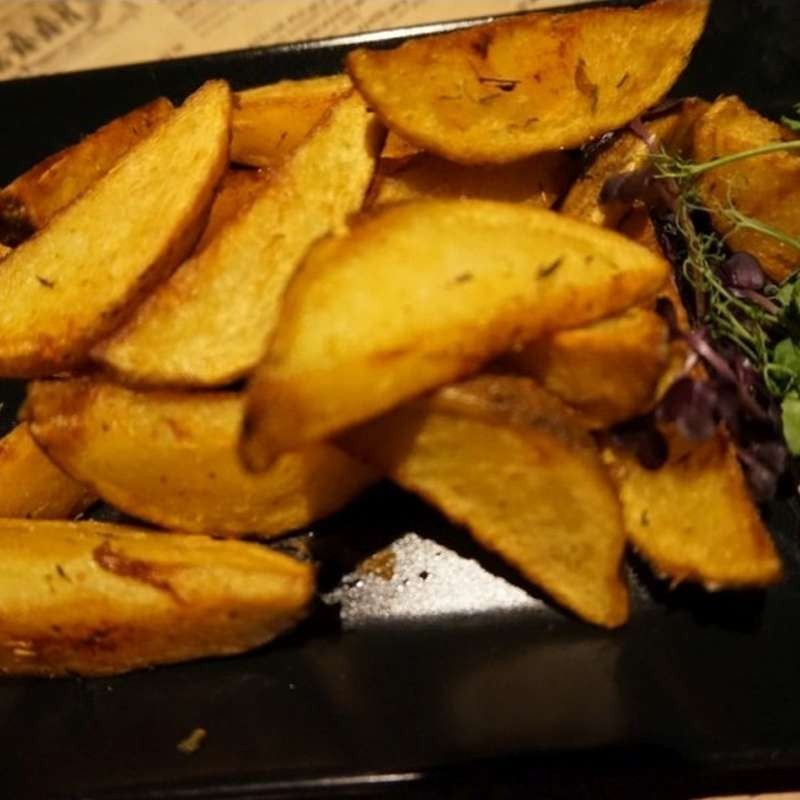 Potato wedges (300 g)