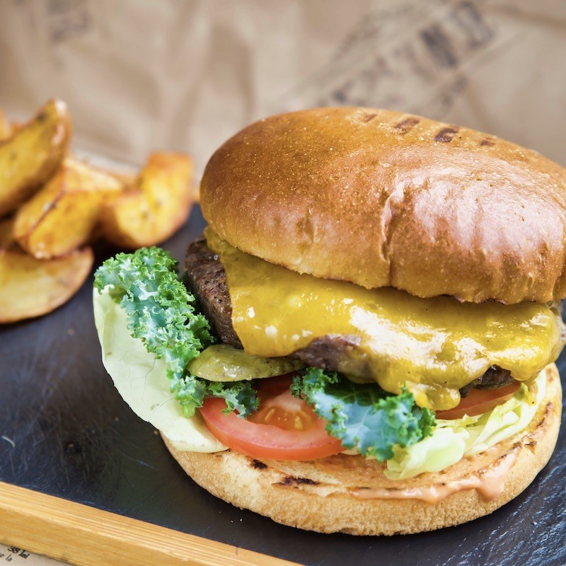 Cheeseburger (530 g)