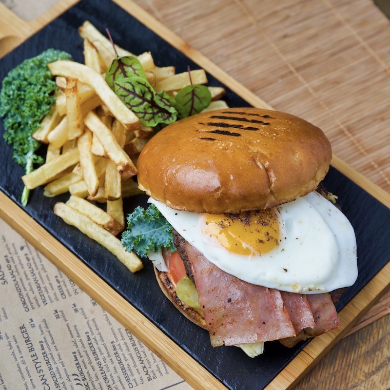 Burger New Orleans (530 g)