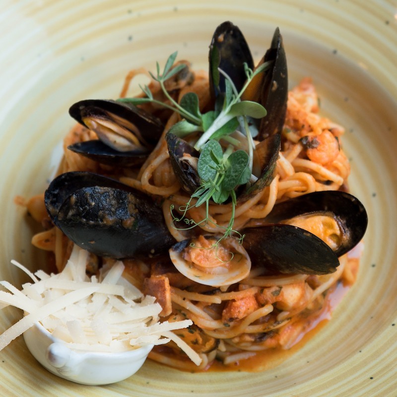 Pasta with seafood (350 g)