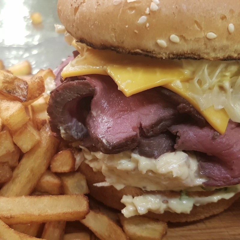 BURGER REUBEN (550 g)