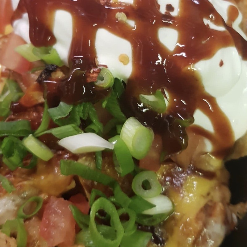 BBQ chicken nachos (370 g)
